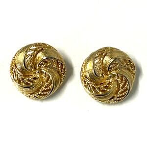 Lisner Vintage Gold Toned Knot or Pin Wheel Style Clip On Earrings